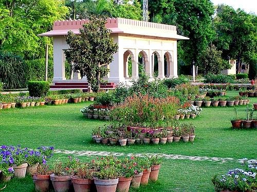 Bagh-e-Jinnah: Marvel of History